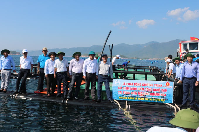 Mô hình nuôi biển công nghệ cao tại vịnh Cam Ranh, tỉnh Khánh Hòa. Ảnh: KS.